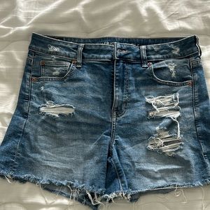 American Eagle high rise shortie